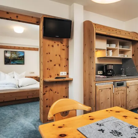 Ferienresidenz Raich - Mit Sky Wellness Und Garten Ried im Oberinntal