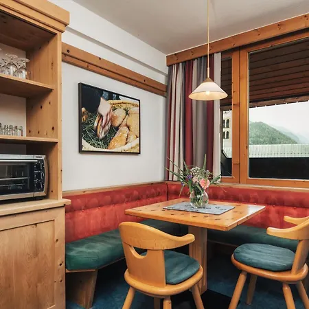 Ferienresidenz Raich - Mit Sky Wellness Und Garten Apartment