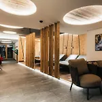 Daire Ferienresidenz Raich - Mit Sky Wellness Und Garten