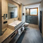 Daire Ferienresidenz Raich - Mit Sky Wellness Und Garten