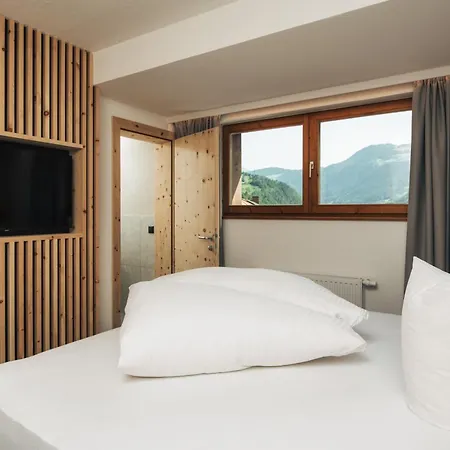 Ferienresidenz Raich - Mit Sky Wellness Und Garten