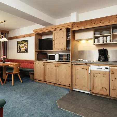 Ferienresidenz Raich - Mit Sky Wellness Und Garten Apartment *